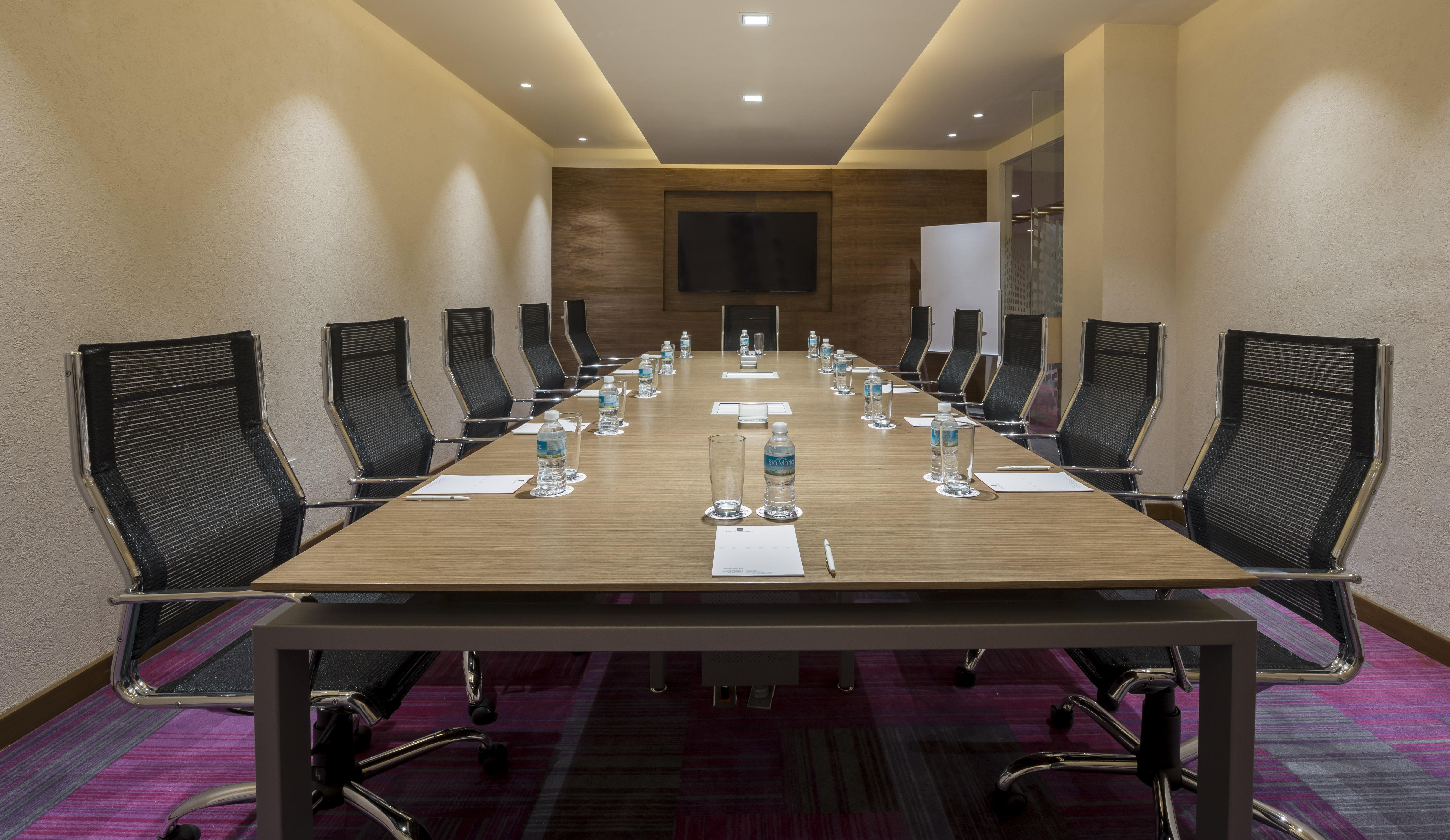 Camino Real Pedregal Mexico Hotel ภายนอก รูปภาพ Boardroom at W Bengaluru