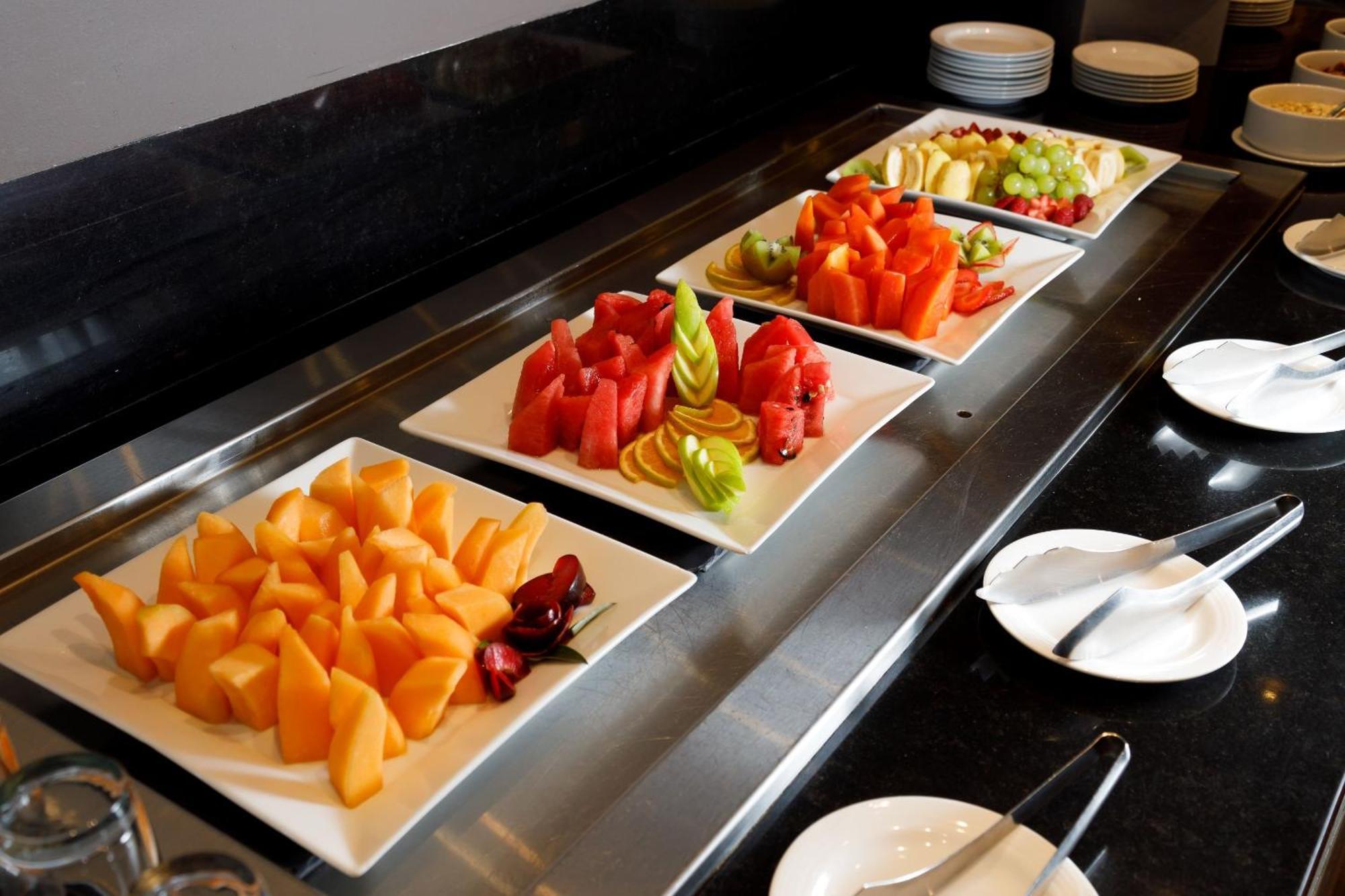 Camino Real Pedregal Mexico Hotel ภายนอก รูปภาพ Fruit salad